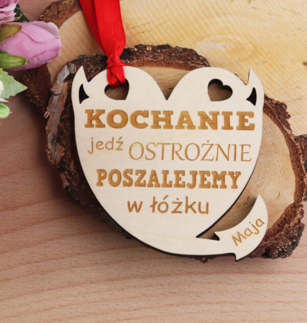 ZAWIESZKA DIABEŁEK - Kochanie, jedź ostrożnie. Poszalejemy w łóżku.