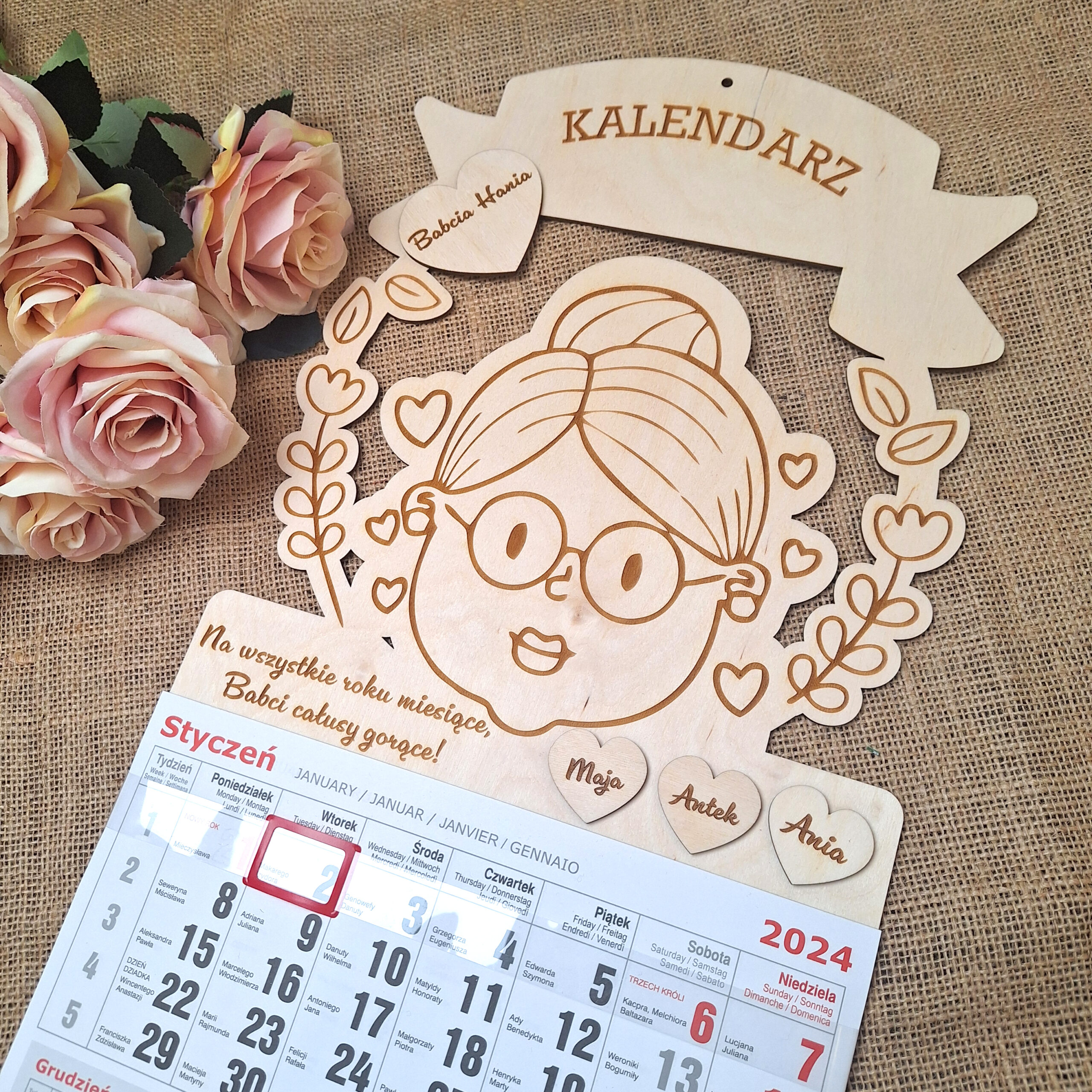 KALENDARZ - Mega duży kalendarz na Dzień Babci 2026 - 60 x 30 cm - PRODUKT Z DARMOWĄ WYSYŁKĄ TYLKO NA TERENIE POLSKI