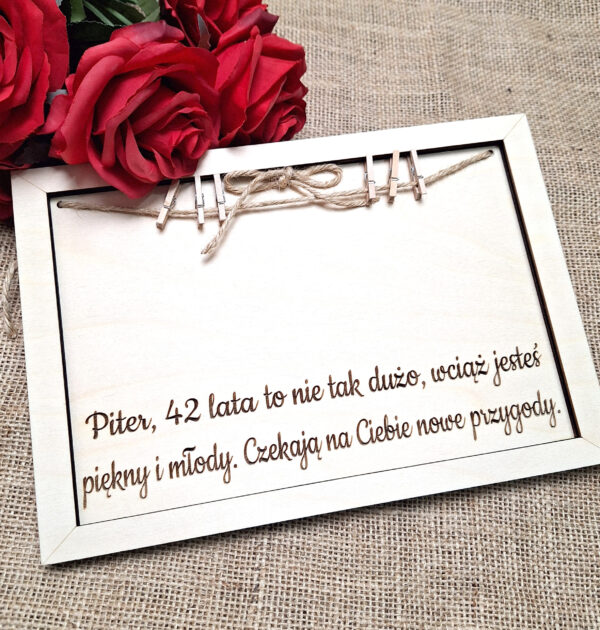 RAMKA URODZINOWA NA PIENIĄDZE - DLA NIEGO - ... LAT TO NIE TAK DUŻO - WCIĄŻ JESTEŚ PIĘKNY I MŁODY