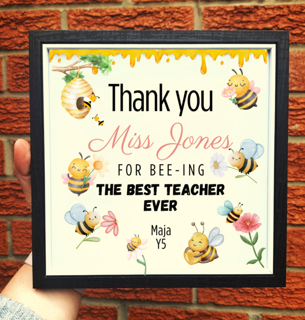 RAMKA DLA NAUCZYCIELA - THANK YOU FOR BEE-ING THE BEST TEACHER EVER - PSZCZOŁY, PSZCZÓŁKI